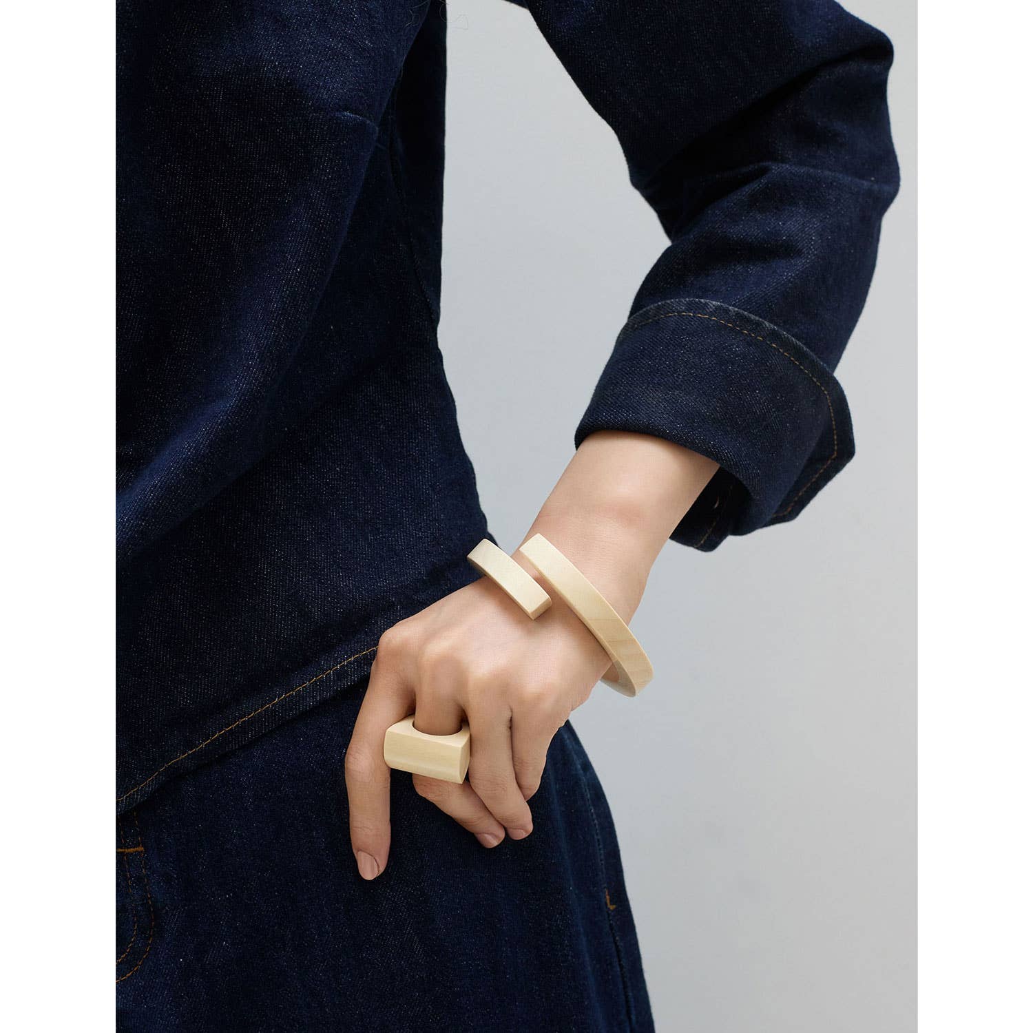White wood wrap over bangle