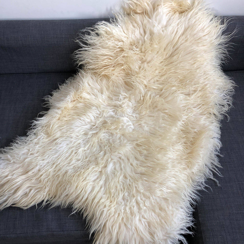 Icelandic Curly White Sheepskin Rug 100%