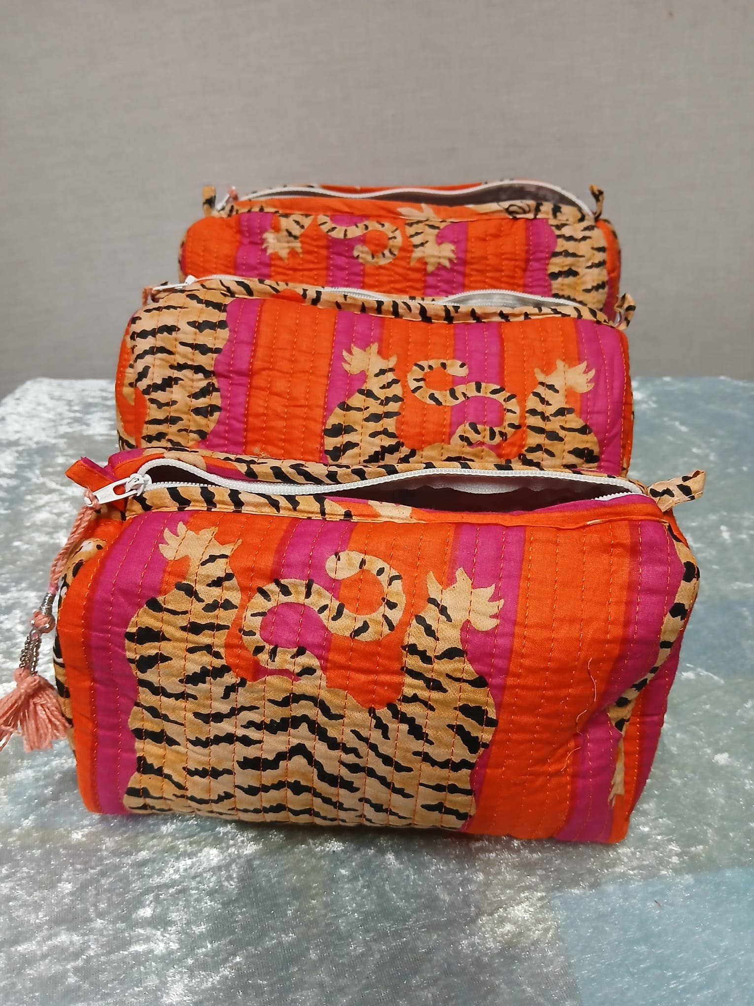 100% Cotton Quilted Washbag - Tiger Design