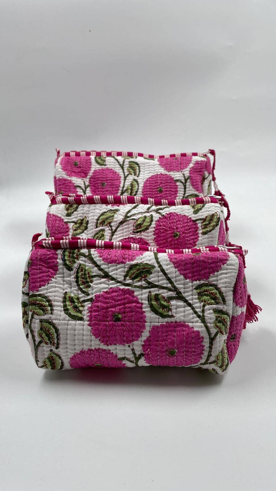 100% Cotton Quilted Washbag - Pink Floral