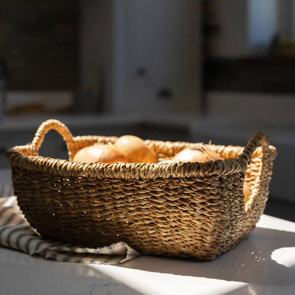 Meghna, Seagrass Basket Tray with Round Handles