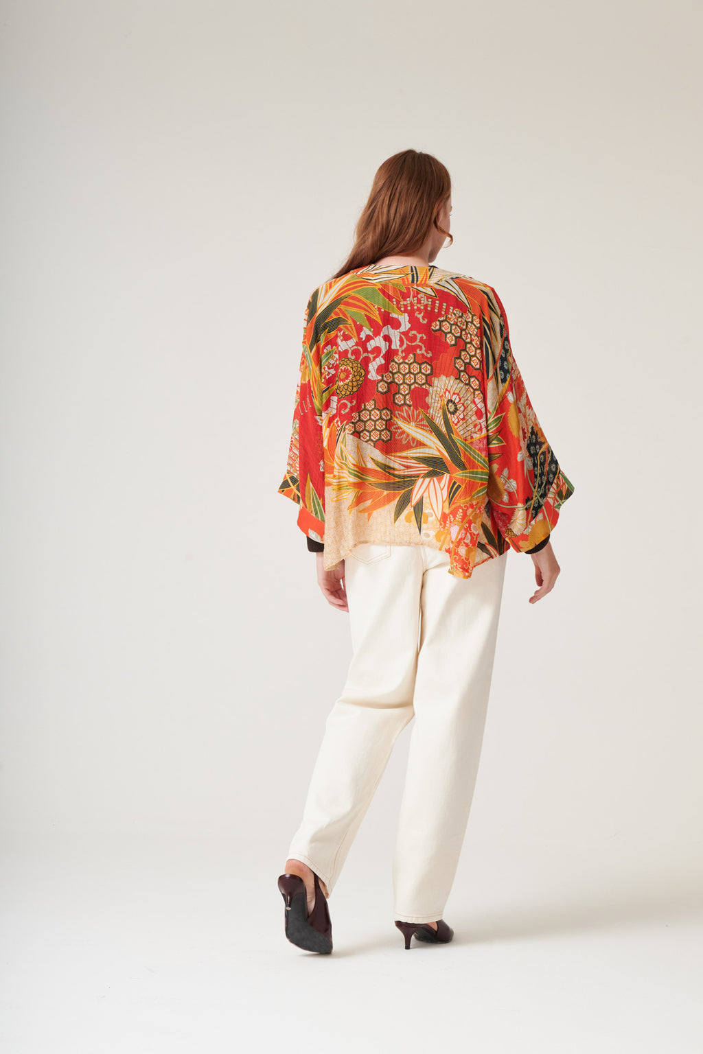 Fans Scarlet Kimono by One Hundred Stars