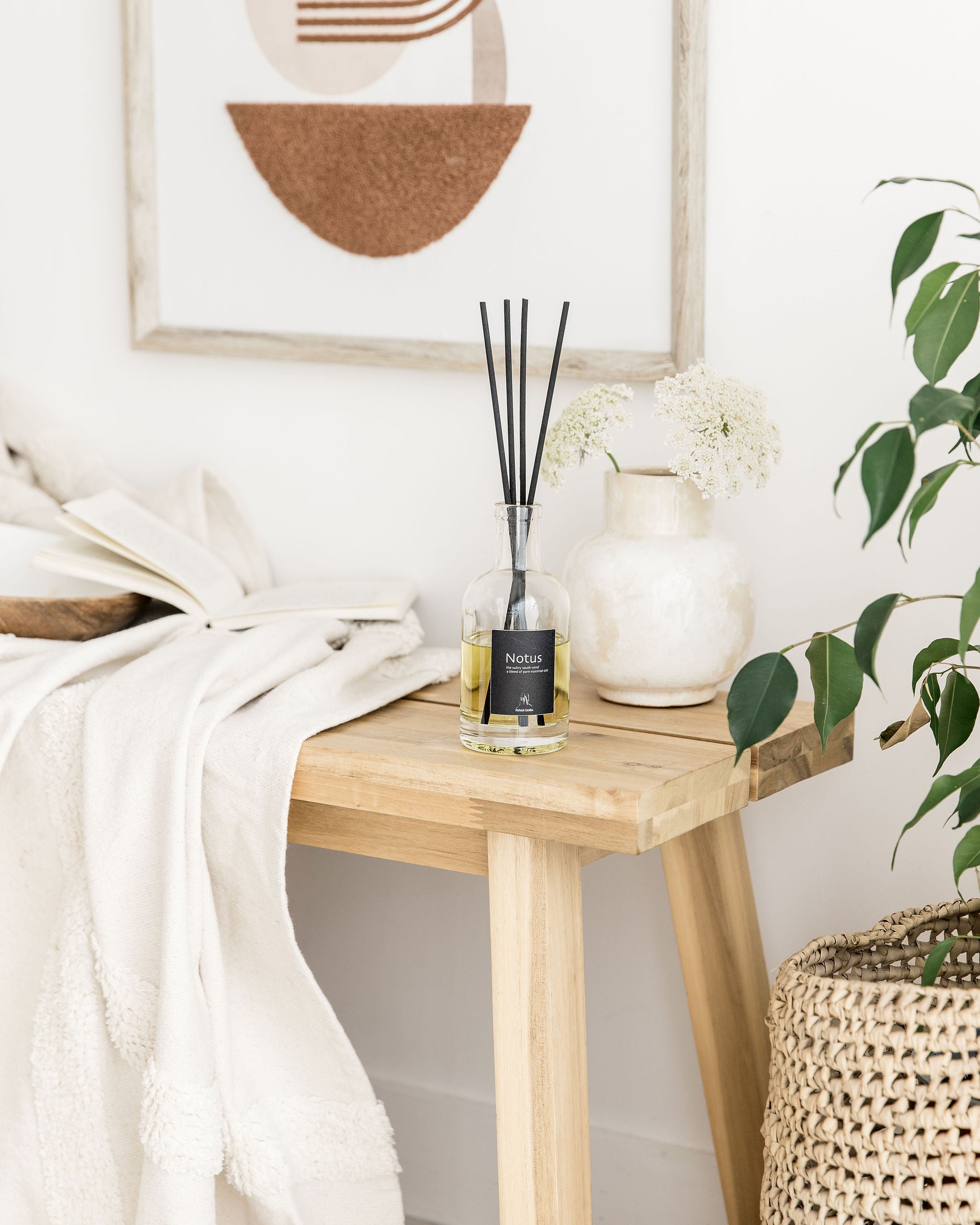 Notus - Reed Diffuser