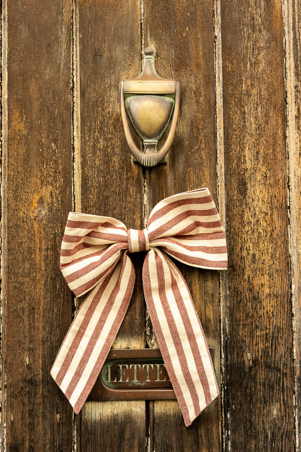 Stripe Bow - Wall Decoration