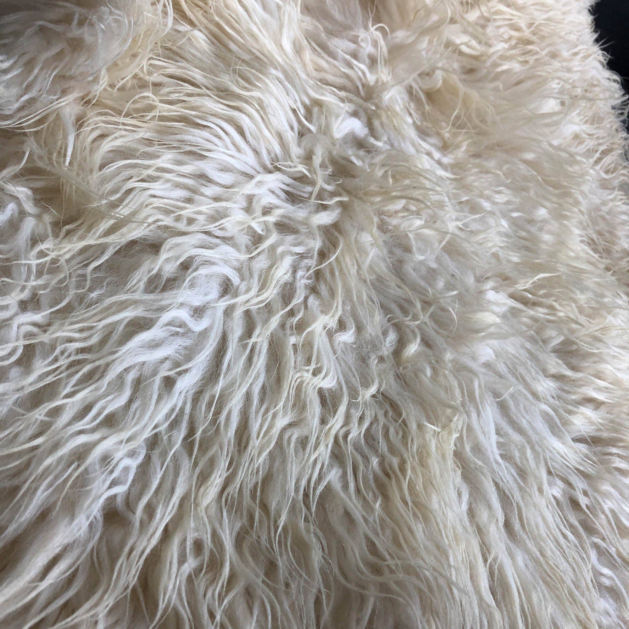 Icelandic Curly White Sheepskin Rug 100%