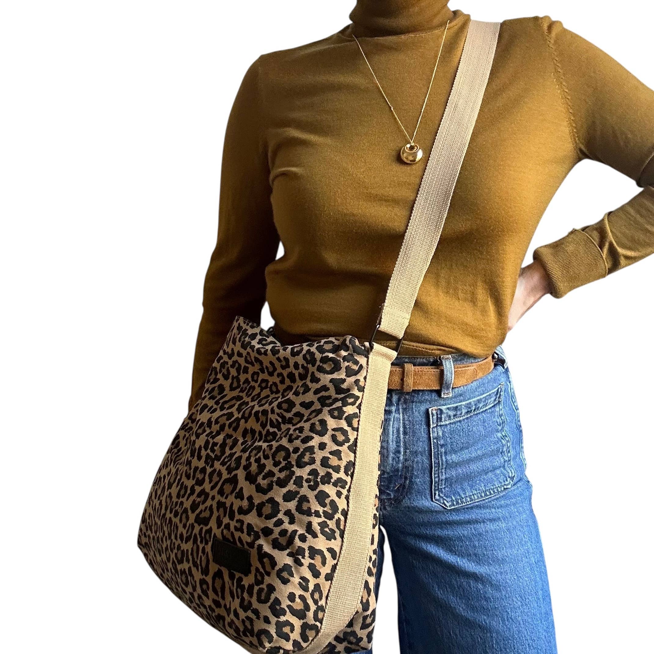 Portland messenger bag  - sand leopard print