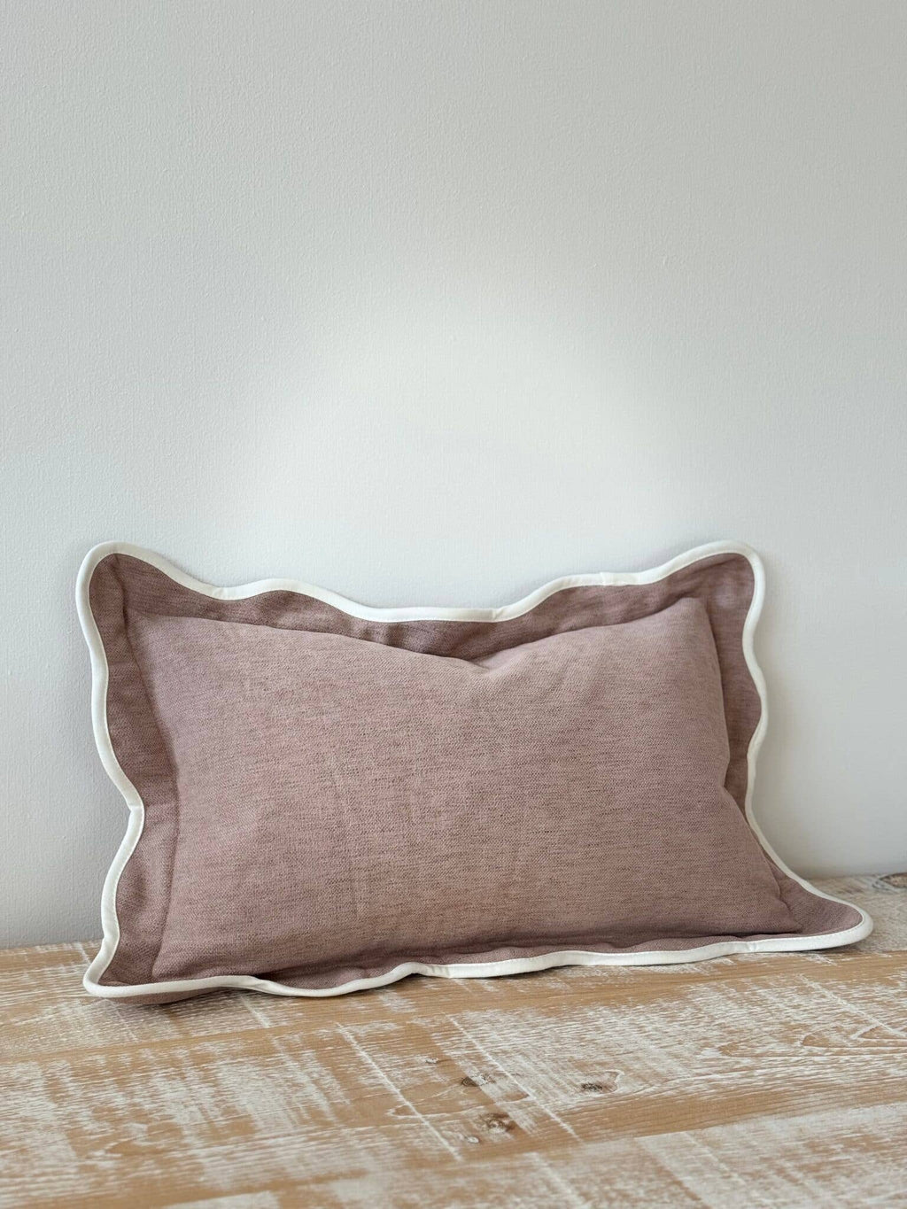 Chloe Dusty Pink Scalloped Edge Cushion 50x30