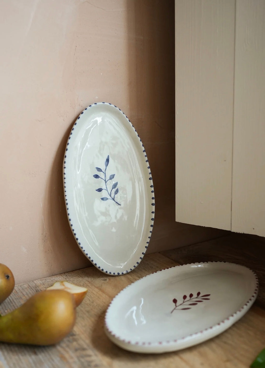Hand Painted Botanic Oval Plate - Ink