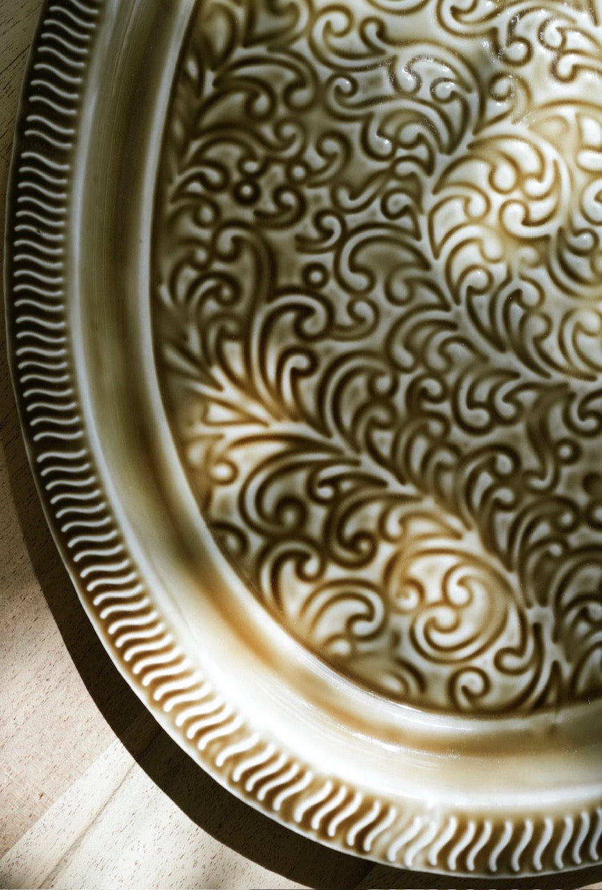 Enamel Platter Oval - Taupe